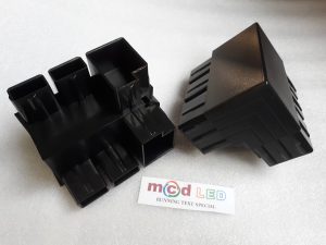 Siku/corner frame running text out door import 9045B